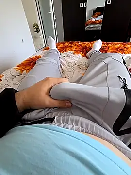 Snapshot of KarlosCarutox chatting on 10-05-25, 09:11 KarlosCarutox online show from 10-05-25, 09:11