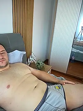 KarlosCarutox online show from 12-21-25, 07:32