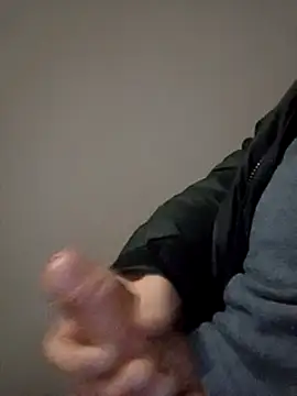 QcMisterv13 online show from 02-25-25, 10:53