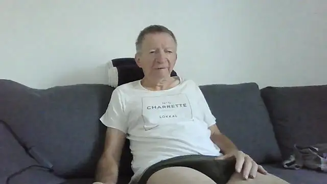 naturiste974 online show from 06-07-26, 05:23