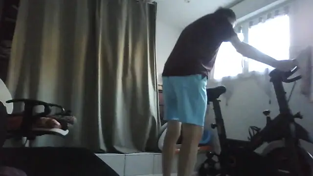 Snapshot of naturiste974 chatting on 10-02-25, 06:17 naturiste974 online show from 10-02-25, 06:17