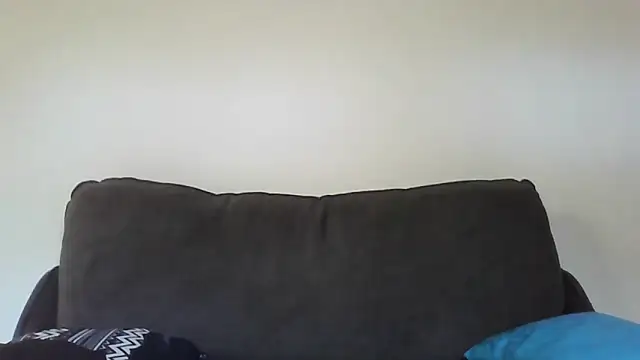 Snapshot of naturiste974 chatting on 02-09-26, 08:01 naturiste974 online show from 02-09-26, 08:01