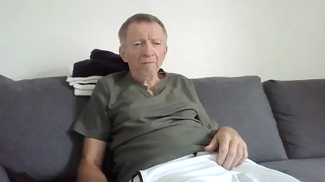 naturiste974 online show from 06-04-26, 04:11