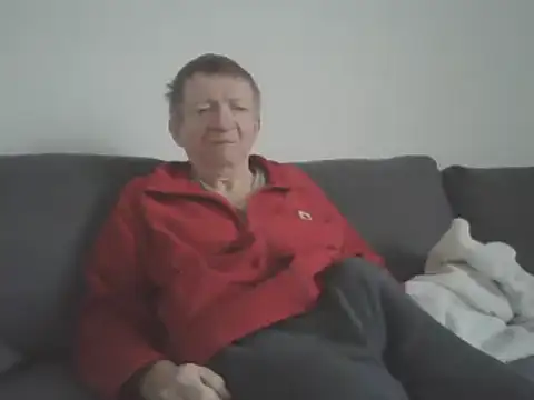 Snapshot of naturiste974 chatting on 01-23-25, 08:25 naturiste974 online show from 01-23-25, 08:25