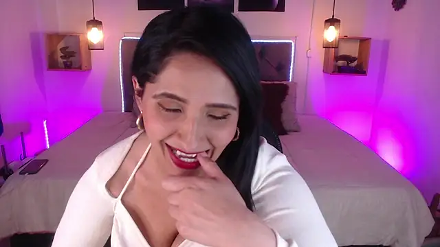 emily leinner online show from 12-03-25, 03:33