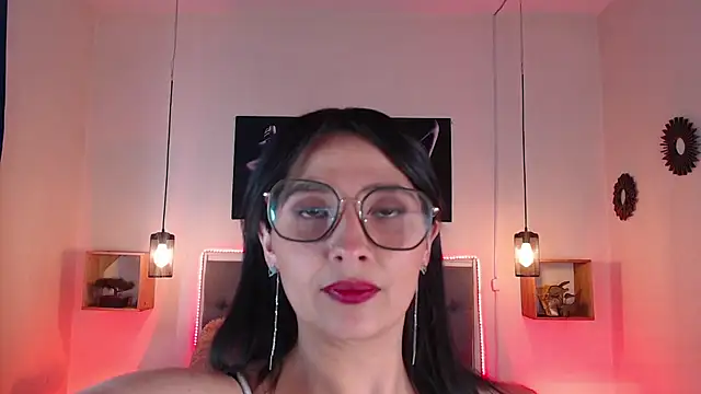 emily leinner online show from 10-10-25, 02:51