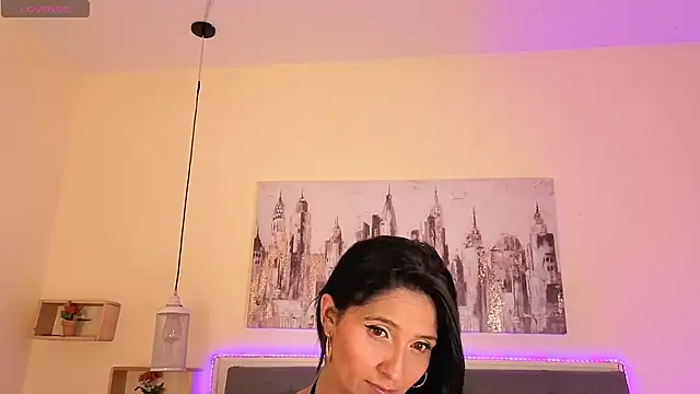 emily leinner online show from 06-25-26, 01:58