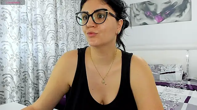 Snapshot of MyaBigBoobs chatting on 01-20-25, 02:14 MyaBigBoobs online show from 01-20-25, 02:14