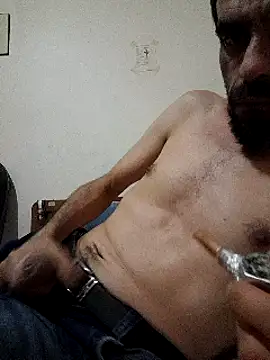 Snapshot of Sexoardiente69 chatting on 03-08-25, 05:17 Sexoardiente69 online show from 03-08-25, 05:17