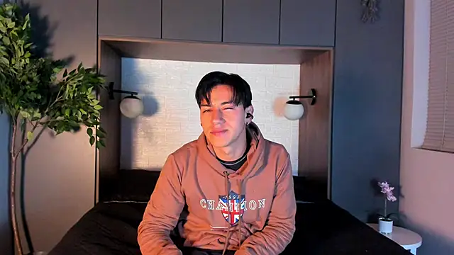 Andy Joy  online show from 11-23-25, 11:20