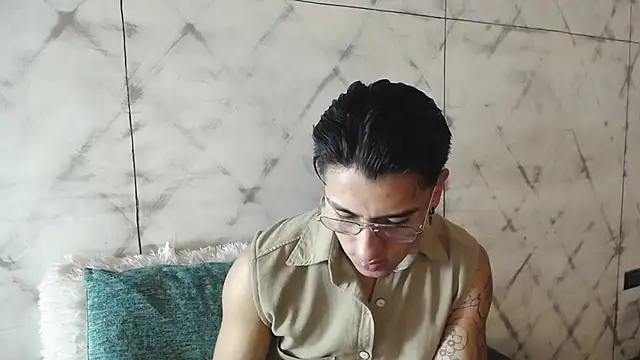 Andy Joy  online show from 10-30-25, 10:35