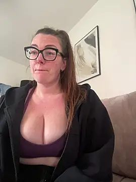 Miss Stassi online show from 03-16-25, 04:45