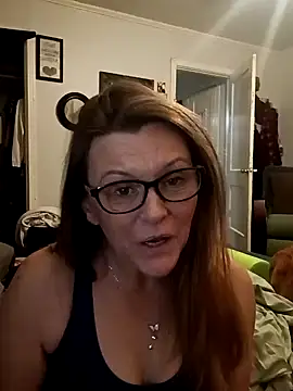 skyeb0787 online show from 01-03-25, 12:00