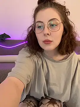 cinnabon  online show from 02-21-26, 04:09