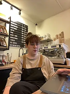 cinnabon  online show from 11-08-25, 08:29