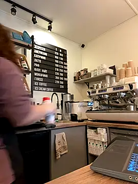 cinnabon  online show from 09-20-25, 12:32