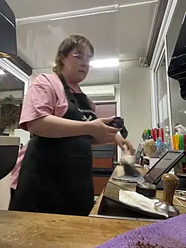 cinnabon  online show from 03-12-25, 06:43
