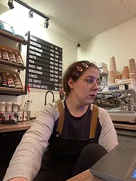 cinnabon  online show from 12-20-25, 10:07