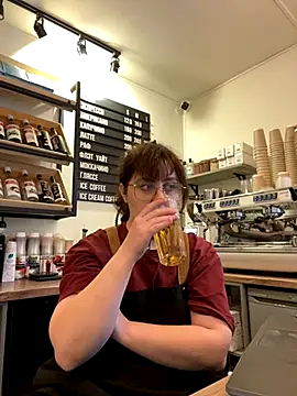 cinnabon  online show from 10-27-25, 11:33