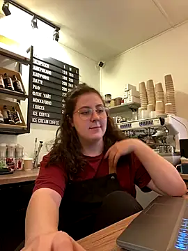 cinnabon  online show from 10-10-25, 12:39