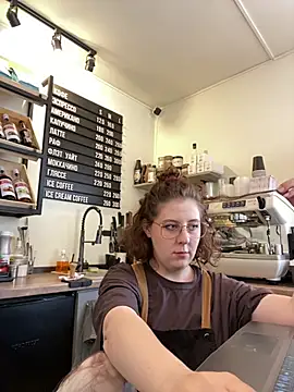 cinnabon  online show from 03-08-26, 09:23