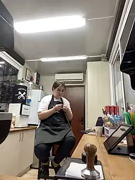 cinnabon  online show from 02-05-25, 02:37