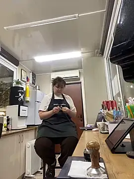 cinnabon  online show from 02-23-25, 04:24