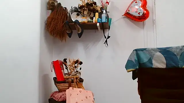 xTALLSEXYBUMx online show from 06-17-26, 08:41