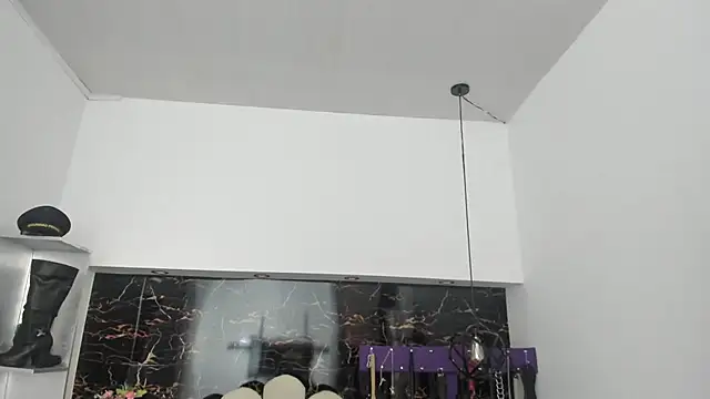 Snapshot of Kathia_Armstrong chatting on 02-04-25, 01:16 Kathia Armstrong online show from 02-04-25, 01:16