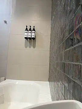 INboy95 online show from 01-18-25, 06:45