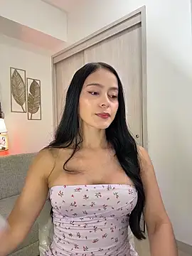 Snapshot of rubyhill_2711 chatting on 04-22-26, 11:11 rubyhill 2711 online show from 04-22-26, 11:11