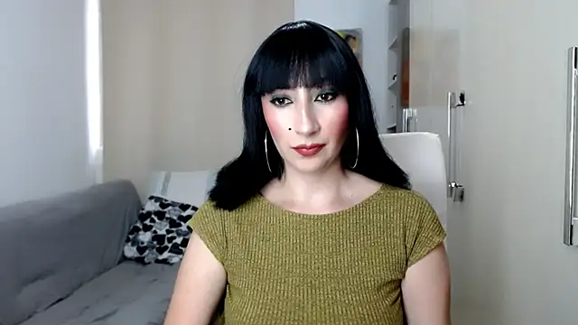 Laura-pervert online show from 12-16-25, 09:08