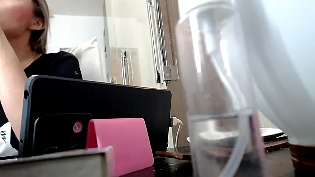 Snapshot of Laura-pervert chatting on 03-01-25, 02:04 Laura-pervert online show from 03-01-25, 02:04