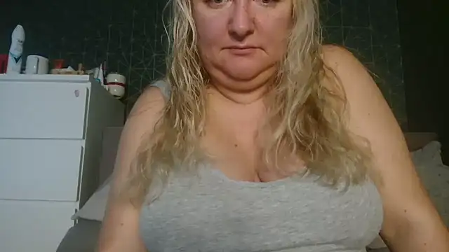 Marie Slate online show from 11-11-25, 10:43