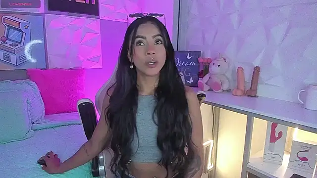 Amber villalobos  online show from 03-19-26, 11:38