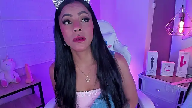 Amber villalobos  online show from 03-05-26, 02:08