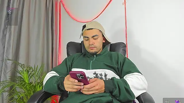 kalivan voinesscu online show from 11-29-25, 08:36