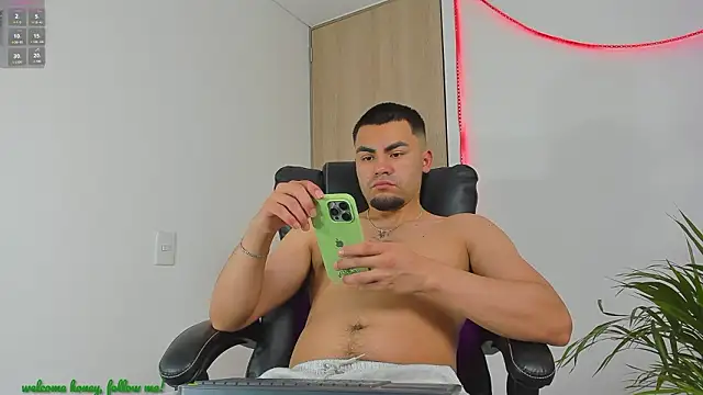 kalivan voinesscu online show from 03-24-26, 06:13