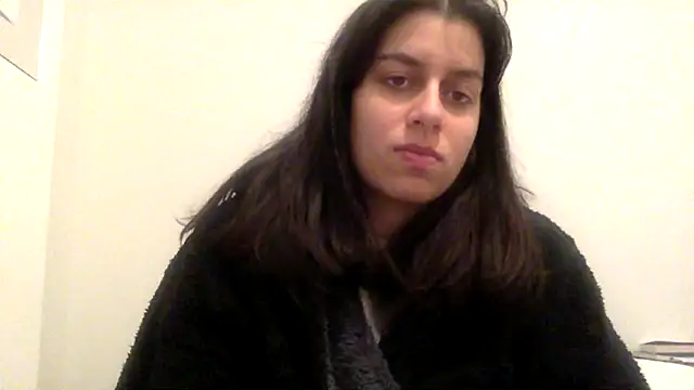 Snapshot of CherryRoxanne chatting on 12-23-24, 04:39 CherryRoxanne online show from 12-23-24, 04:39