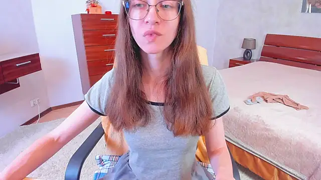 Pantyhose Mila online show from 02-17-26, 08:17