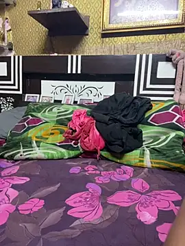 Tameesh sexy mistress online show from 02-08-26, 07:00