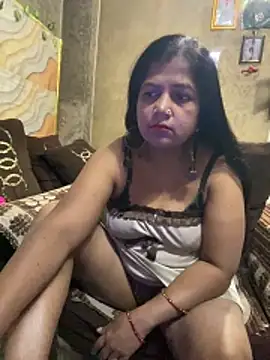Snapshot of Tameesh_sexy_mistress chatting on 04-20-26, 05:25 Tameesh sexy mistress online show from 04-20-26, 05:25