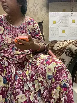 Tameesh sexy mistress online show from 07-13-26, 10:25