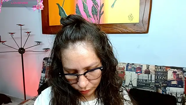 naihroby online show from 10-18-25, 03:19