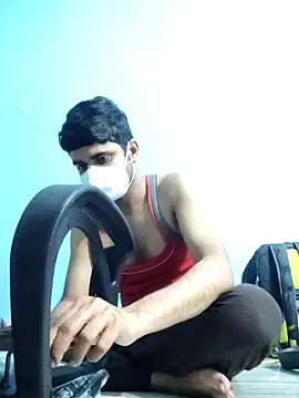 Ishan003 online show from 10-19-25, 04:32