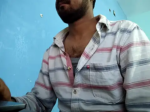 Ishan003 online show from 12-19-25, 04:49