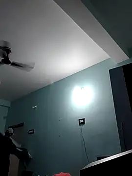 Ishan003 online show from 01-06-26, 02:21