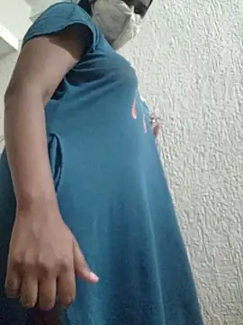 Priya Strip online show from 06-18-26, 07:08