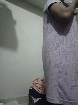 Priya Strip online show from 10-22-25, 09:09