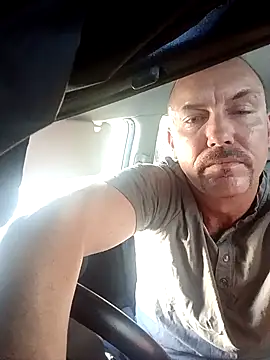 LukedavidDestroys online show from 01-08-26, 08:48